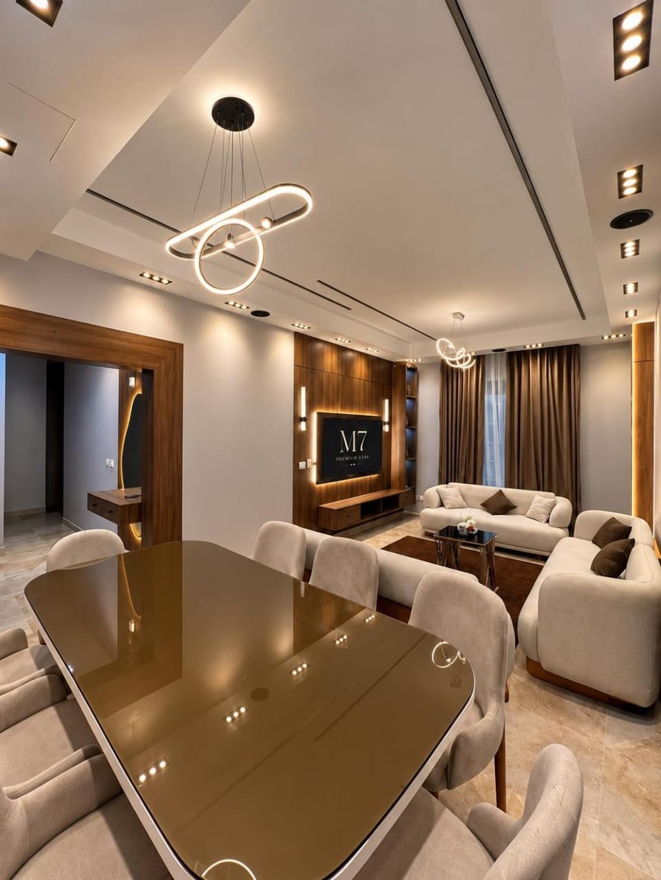 Living room, Seating area