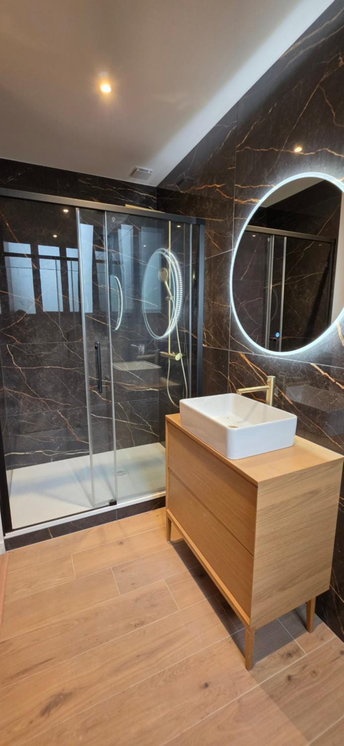 Shower, Bathroom