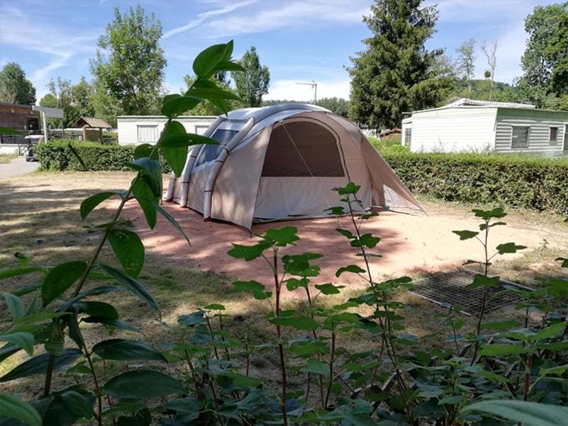 Camping du parc de Léry-Poses Campground/ 
RV Resort in Normandy