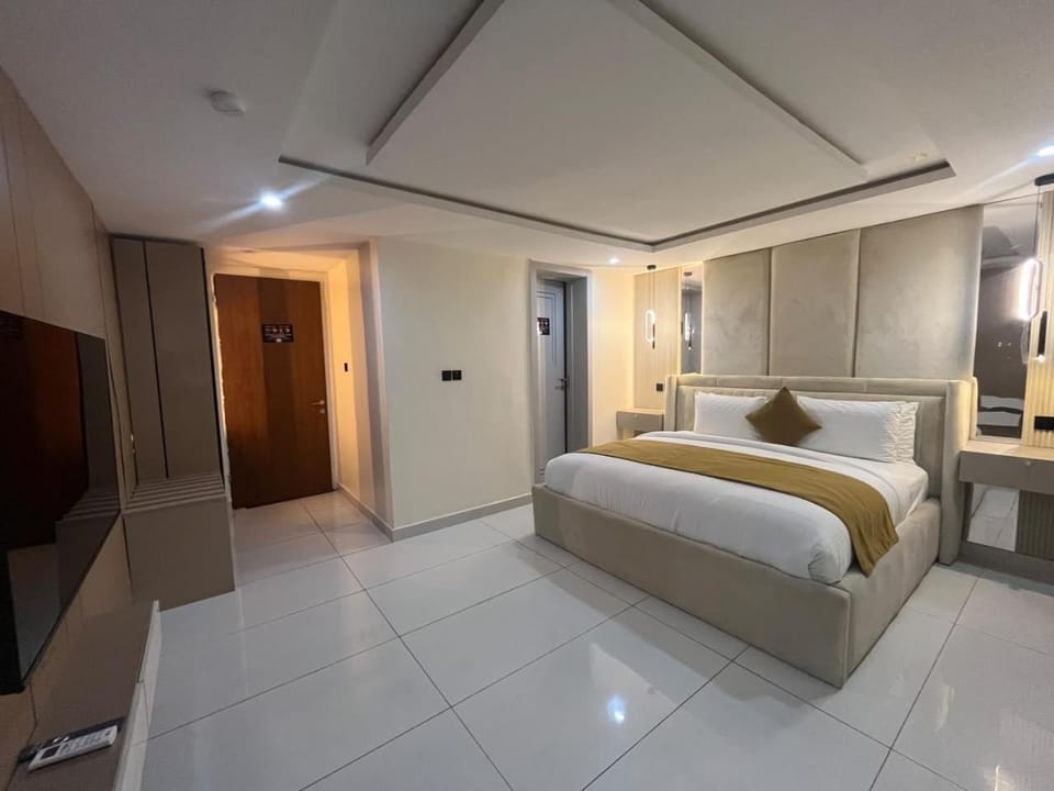 Bed, Photo of the whole room, Bedroom, wardrobe