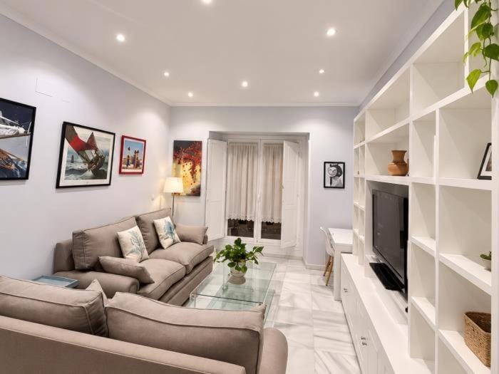 Cerrajeria Elegante alojamiento junto a Sierpes y el Centro Histórico Apartment in Seville
