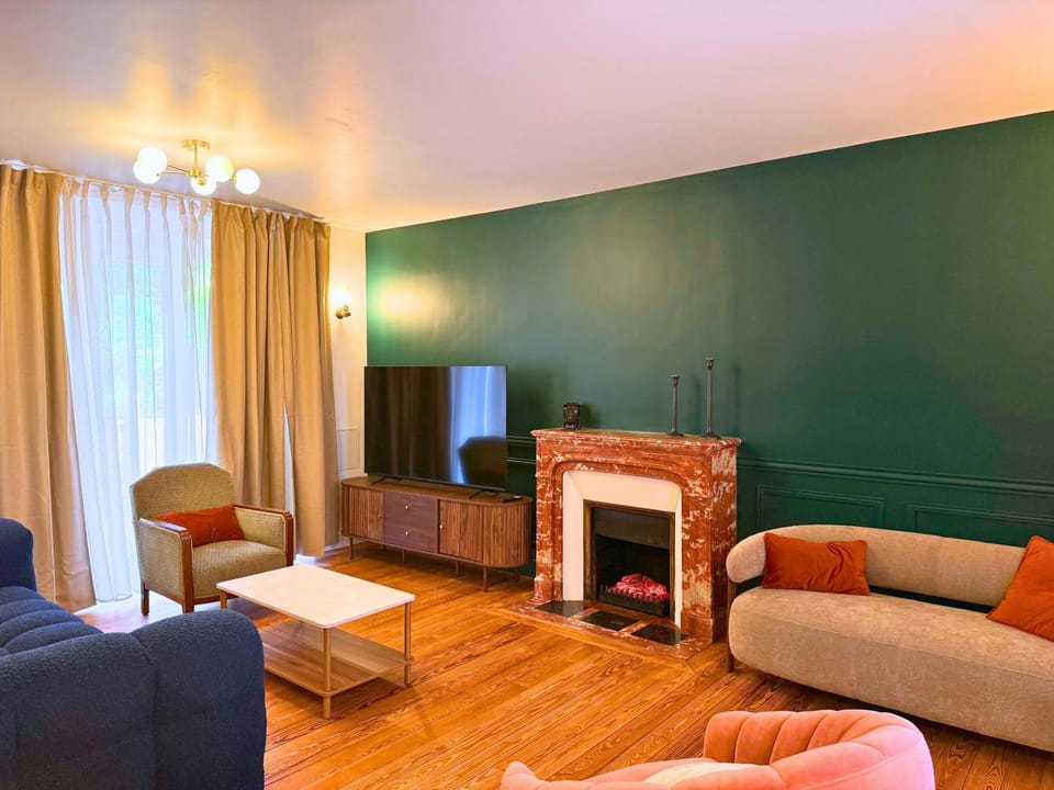 TV and multimedia, Living room
