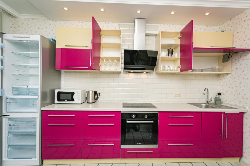 microwave, oven, pet friendly, stove, kitchen