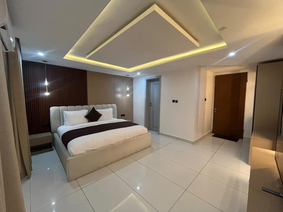 Bed, Photo of the whole room, Bedroom, wardrobe