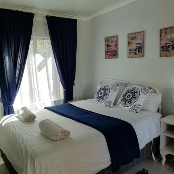 Blue Pepper Guest House & Restaurant Bed and Breakfast in Eastern Cape