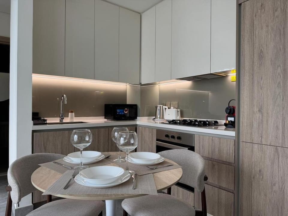 Incomparable Peninsula Oneapartment 1BR Apartment in Dubai