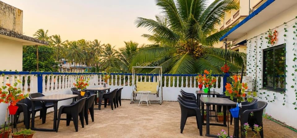Blue Vibe Guest House Bed and Breakfast in Baga