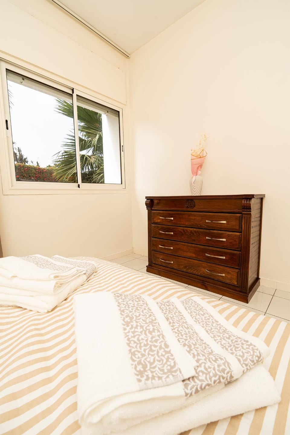 Chic & Elegant Flat on FAR Avenue - Near Beach & Center Apartment in Agadir