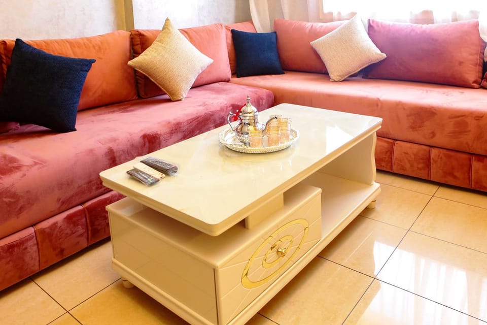 Charming 2BR with Pool, Fiber, IPTV and City View Apartment in Agadir