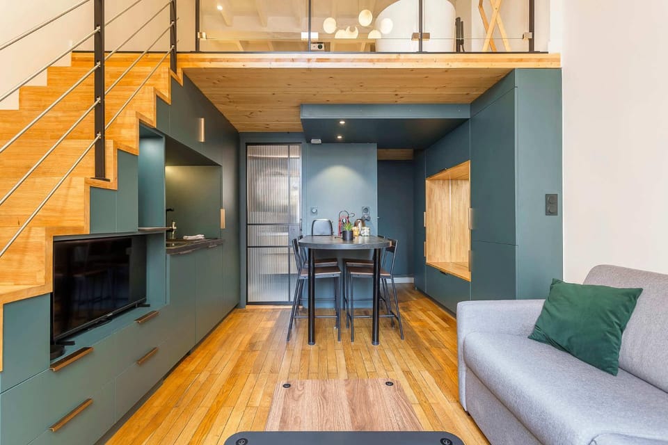 TV and multimedia, Kitchen or kitchenette, Living room, Dining area