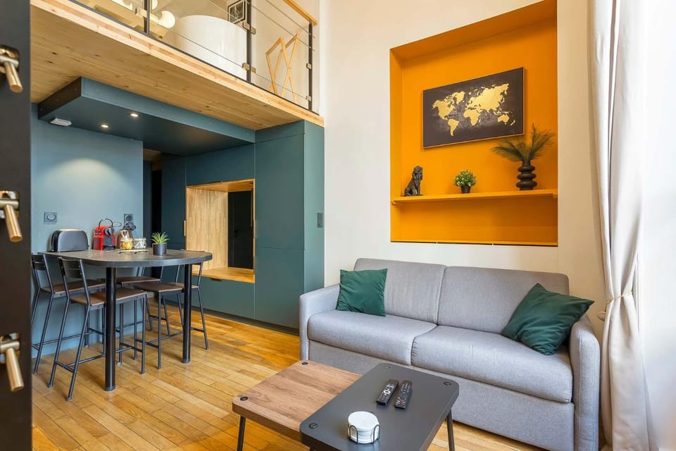 Kitchen or kitchenette, Living room, Dining area