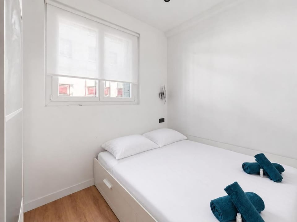 Printemps Terrasse 6 personnes Juan les Pins Centre Apartment in Antibes