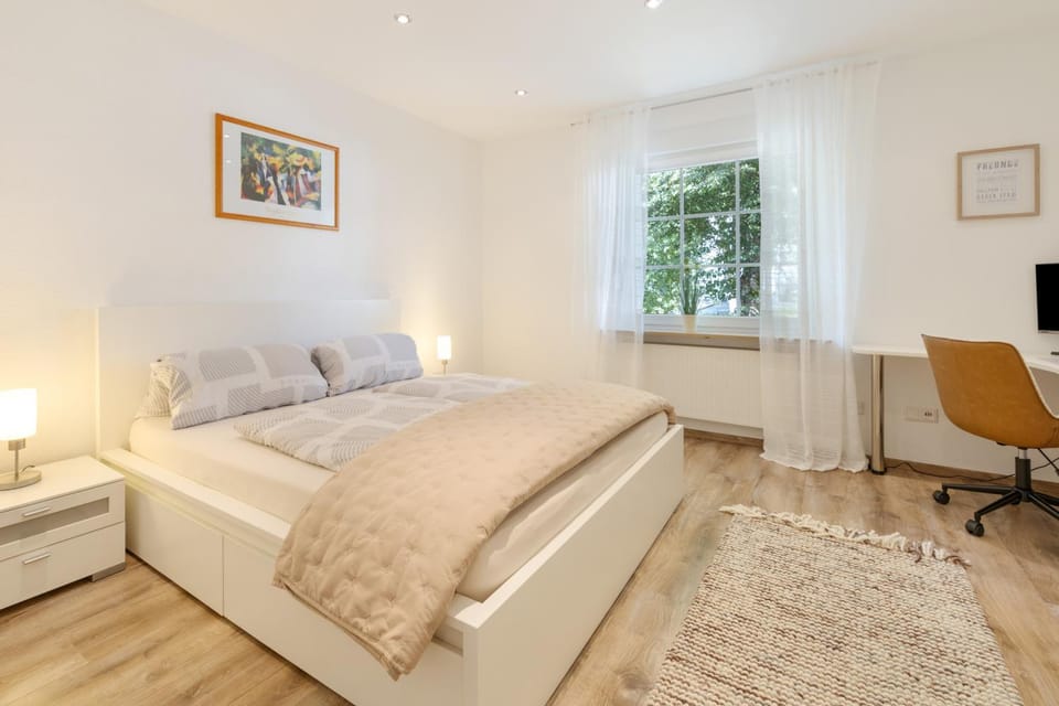 Living room, Bedroom