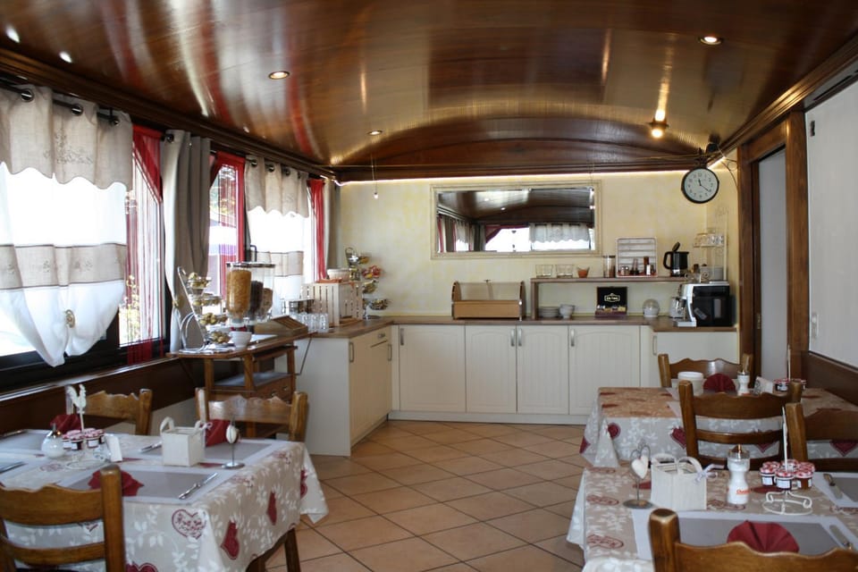 Hotel de la Gare Hotel in Haute-Savoie