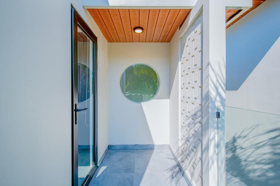 Villa Kesaint Blanc - Modern 1 BR Private Pool #3 Villa in North Kuta