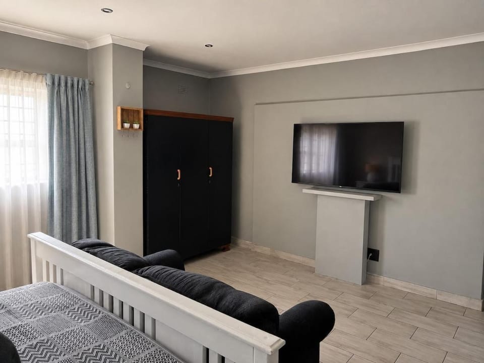 TV and multimedia, Bedroom