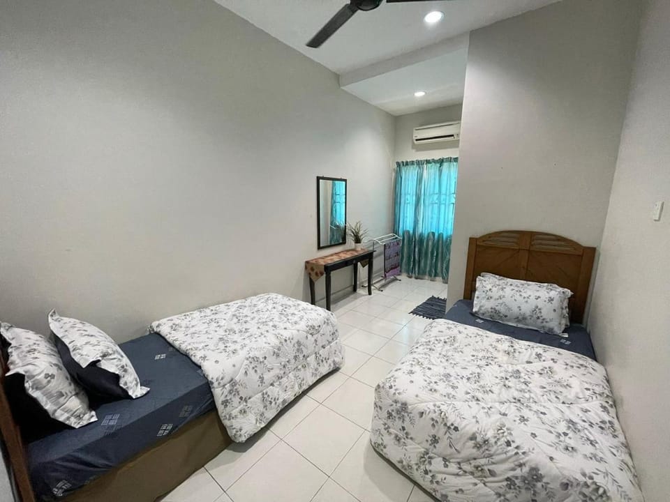 Ritz Homestay UNIT C at Gong Badak, Kuala Terengganu House in Terengganu, Malaysia