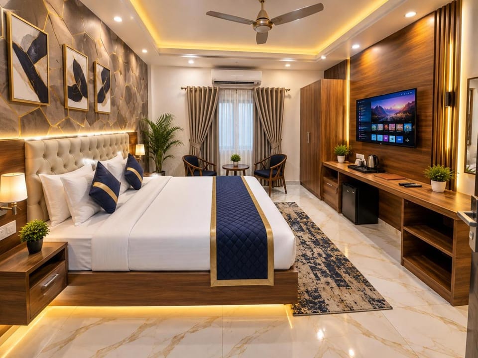 Property building, Communal lounge/ TV room, Bed, TV and multimedia, Living room, Photo of the whole room, Seating area, Evening entertainment, Bedroom, fireplace, wardrobe, air conditioner