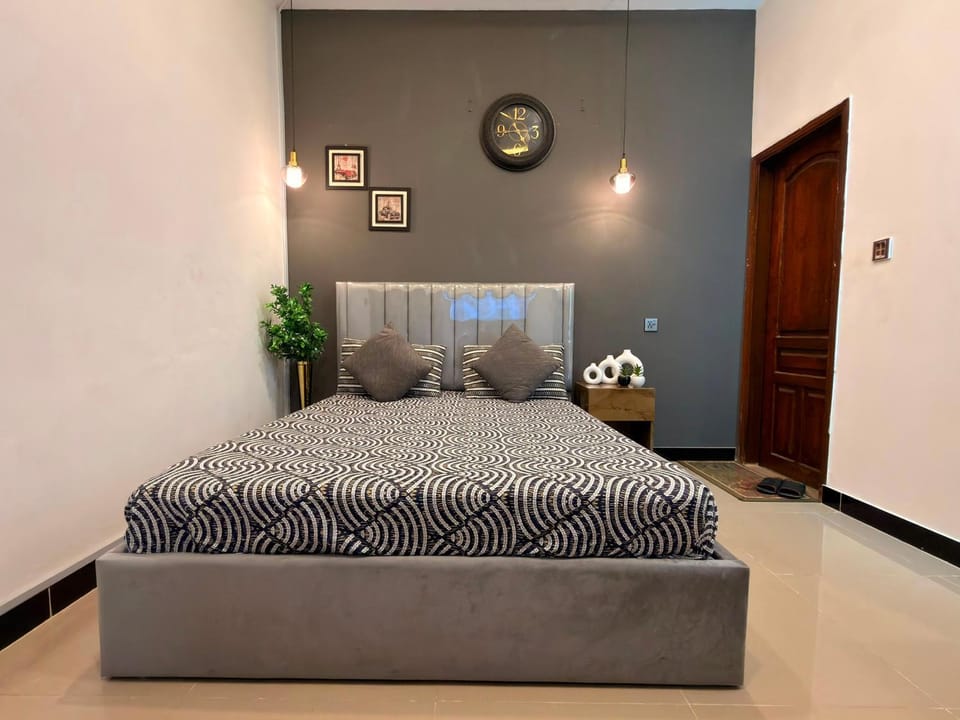 Meadows Suites & Apartment Apartment in Karachi