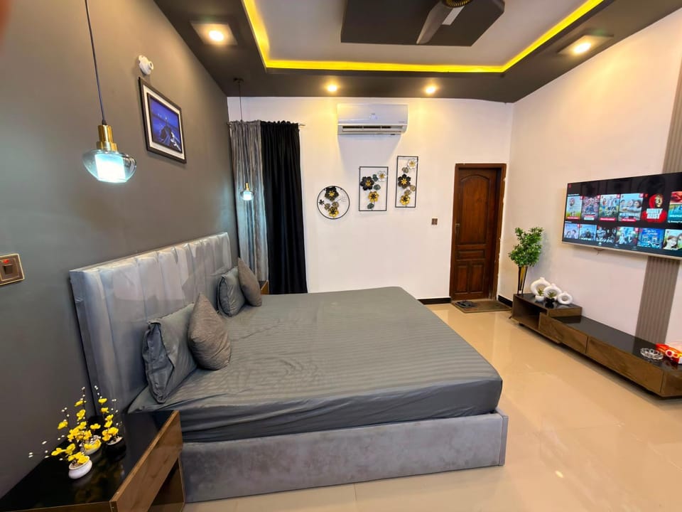 Meadows Suites & Apartment Apartment in Karachi