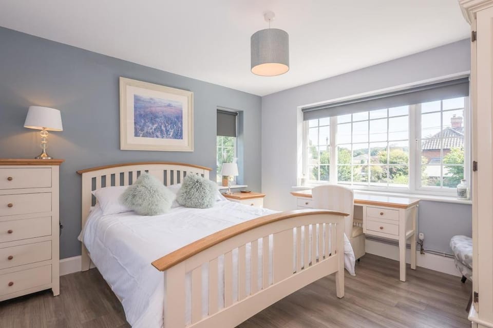 The Cedars, Cromer, a 7 and a half minute walk to the beach House in Cromer
