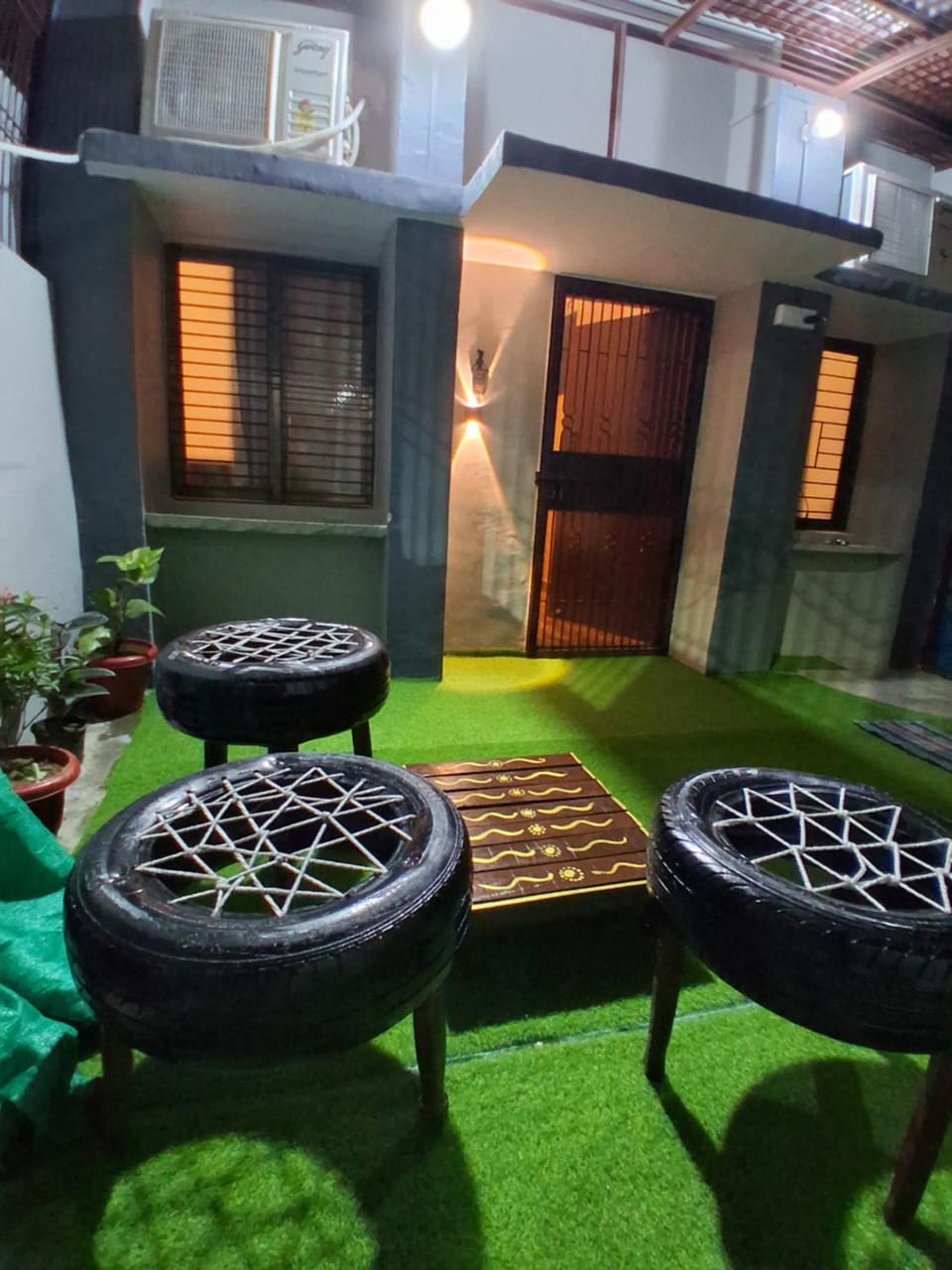 Kashi Cove Cozy 2BHK Near Kashi Vishwanath & BHU Apartment in Varanasi