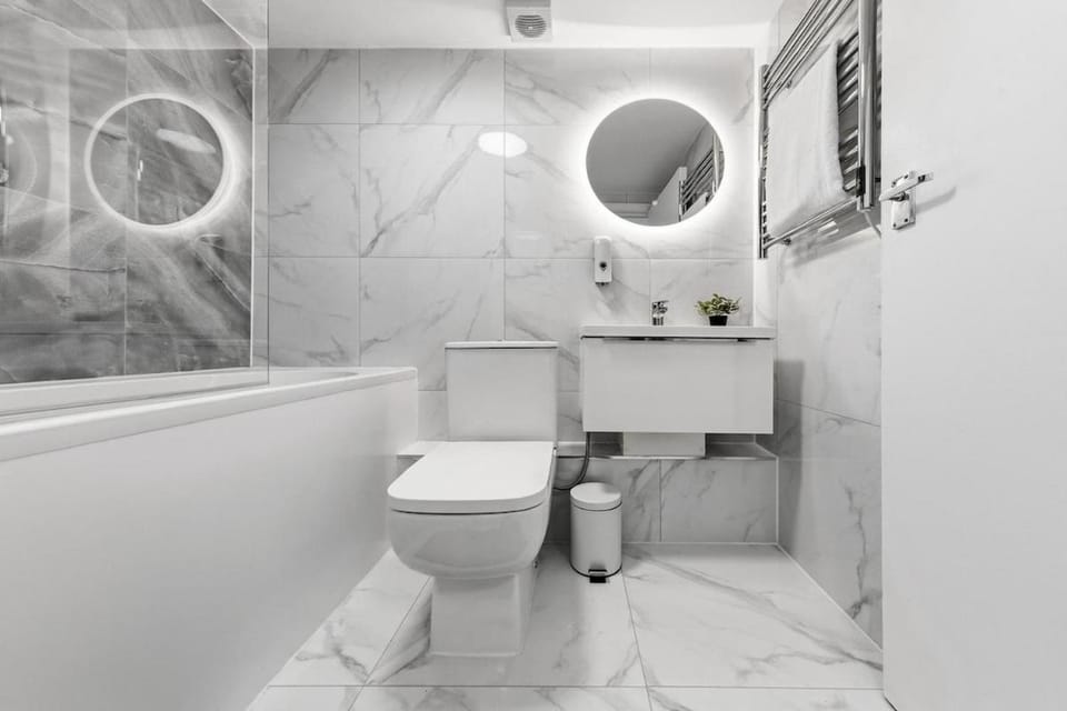 Modern Chic Apartments - Edgware Road, Maida Vale, 1 Bed and 2 Bed available Apartment in City of Westminster