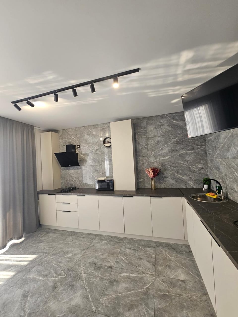 Дрім таун 10г Apartment in Ukraine