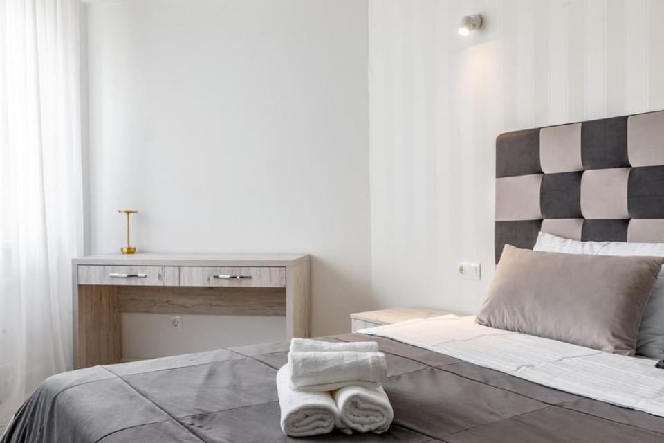Contemporary Urban Retreat, Bright & Stylish Apartment in Chișinău