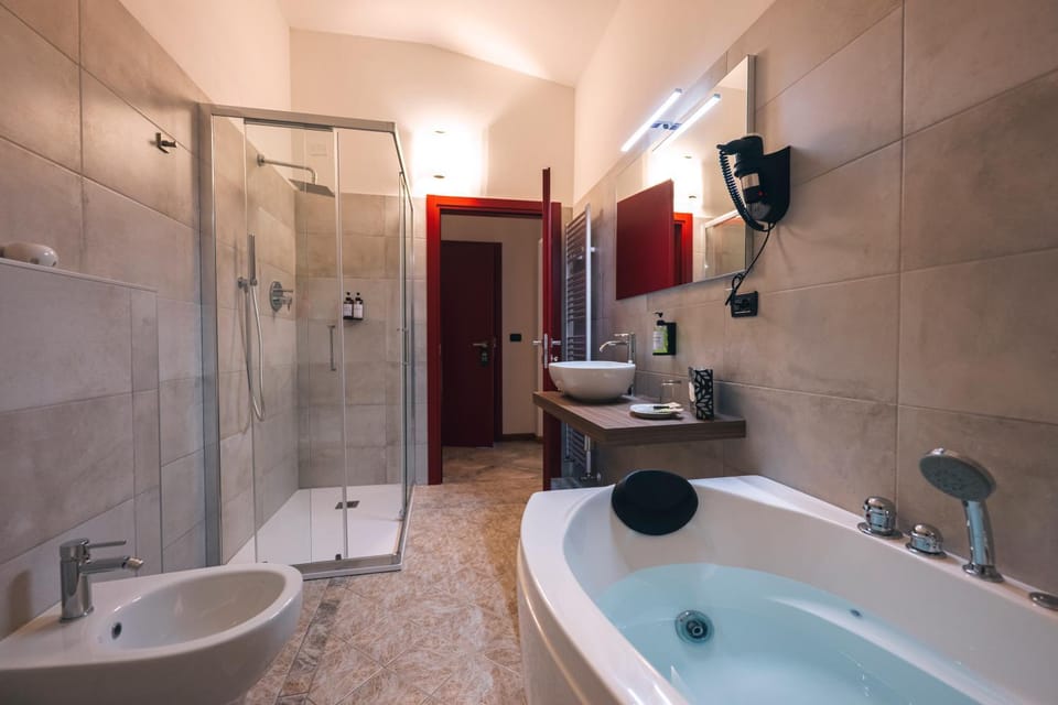 Attico Molinella Luxury Rooms Bed and Breakfast in Emilia-Romagna