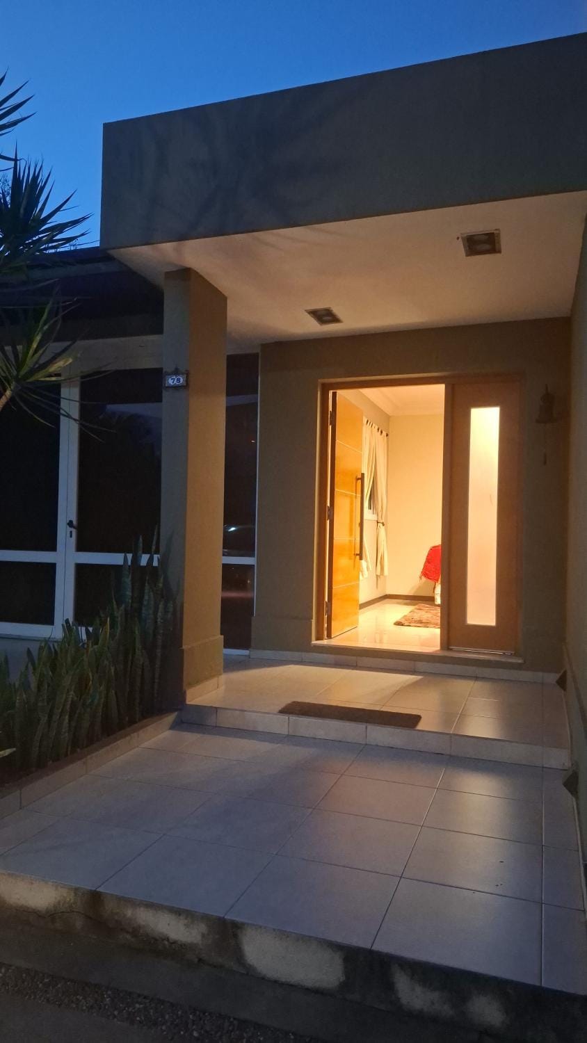 Serena Villa in Yerba Buena