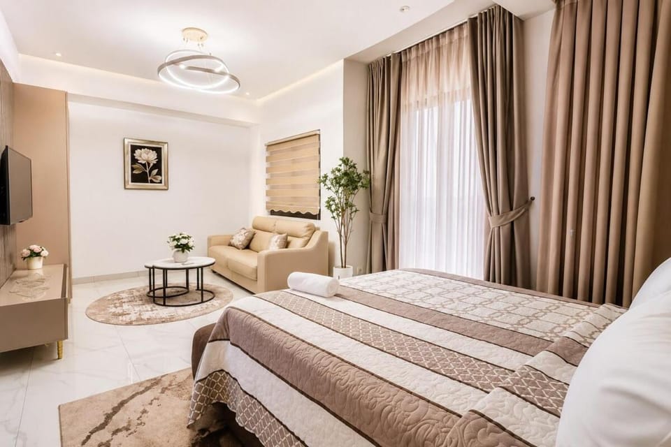 Modern Executive Studio WiFi Elevator Parking Centrally Located Apartment in Dakar