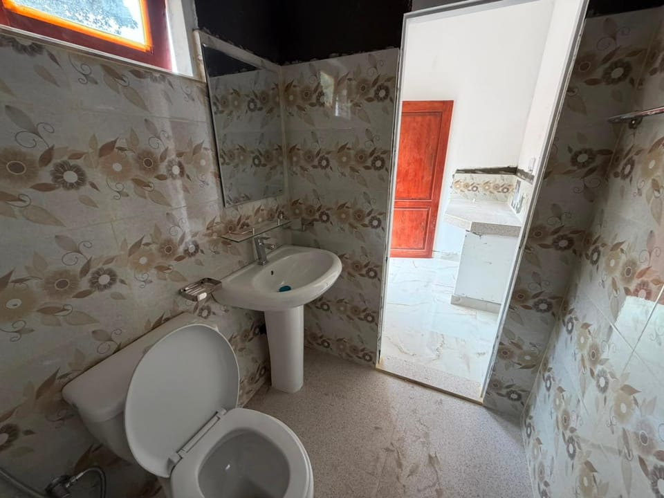 Palm Grove Residence Apartment in Western Province