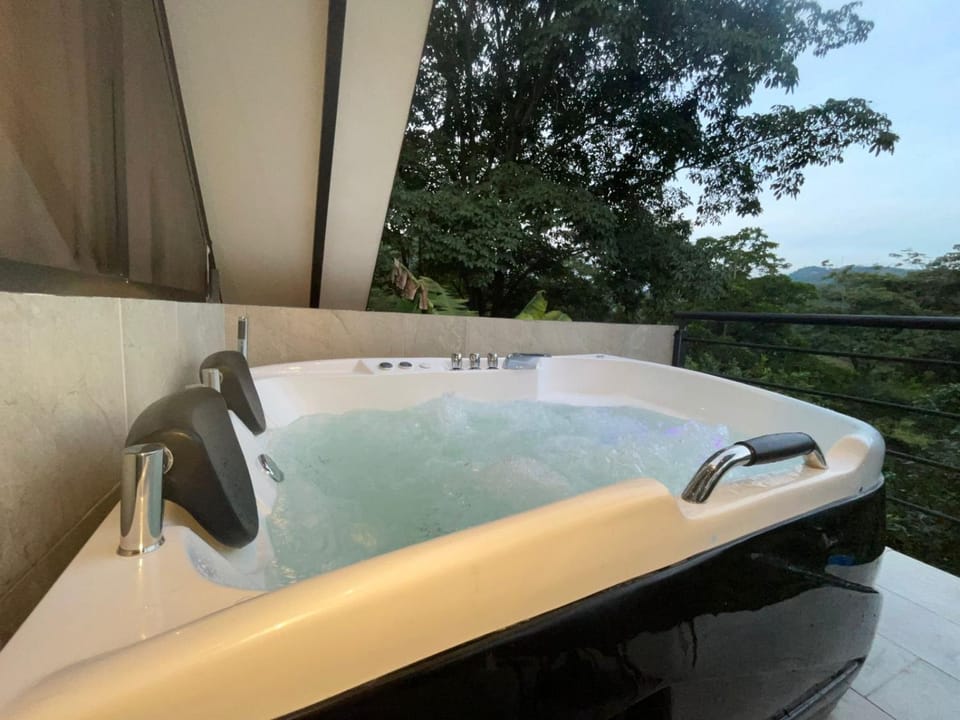 Finca Ecoturística EMG Campground/ 
RV Resort in Cundinamarca, Colombia