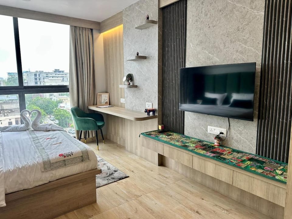 Mor & Moss Royal Emerald Studio Apartment in Jaipur