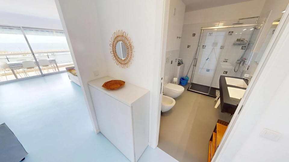 120N - Joli 2P climatisé avec terrasse et parking privé Apartment in Roquebrune-Cap-Martin