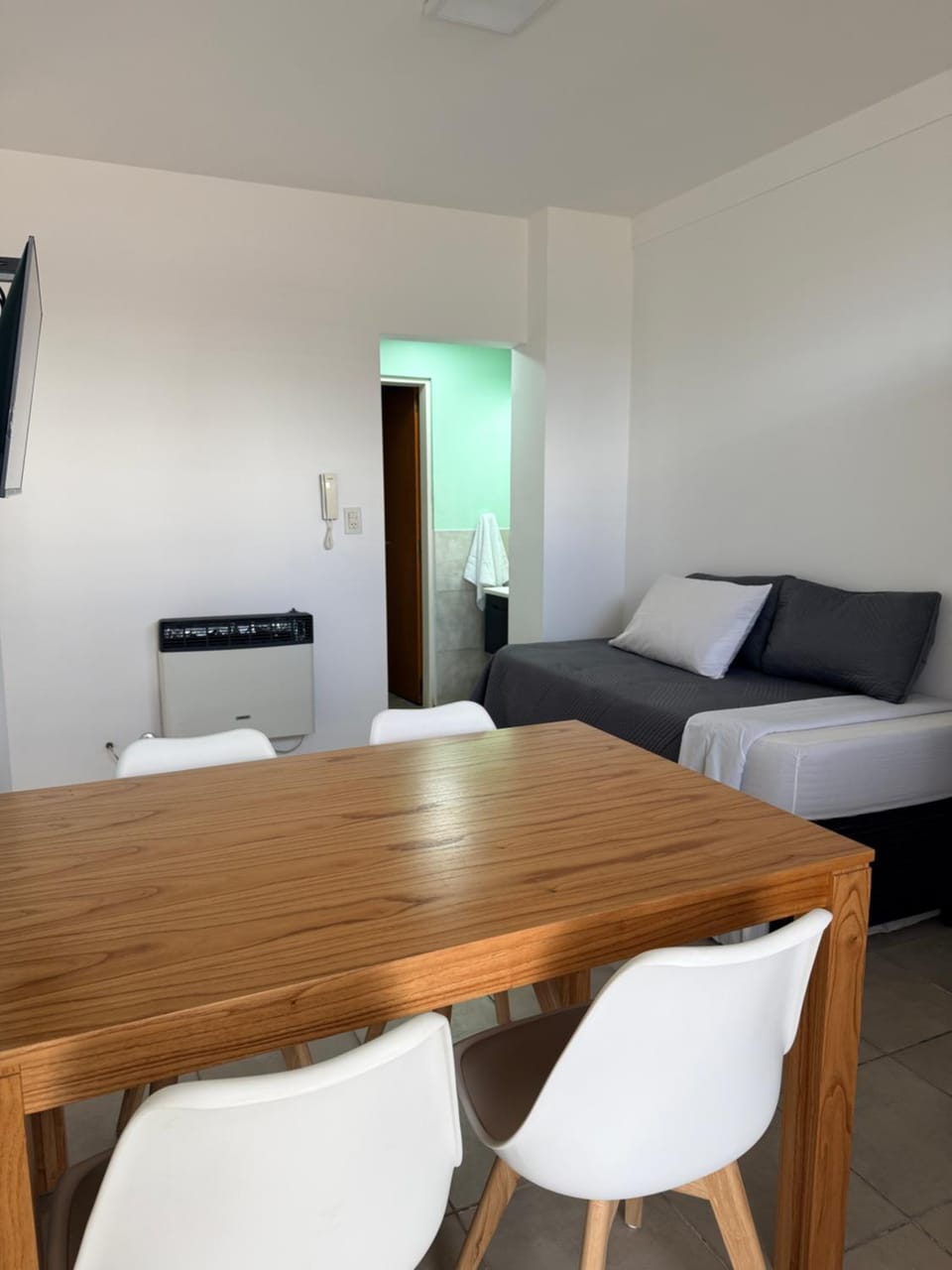 Bed, TV and multimedia, Living room, Seating area, Dining area