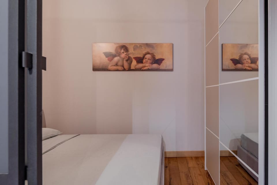 Bed, Photo of the whole room, Bedroom, wardrobe