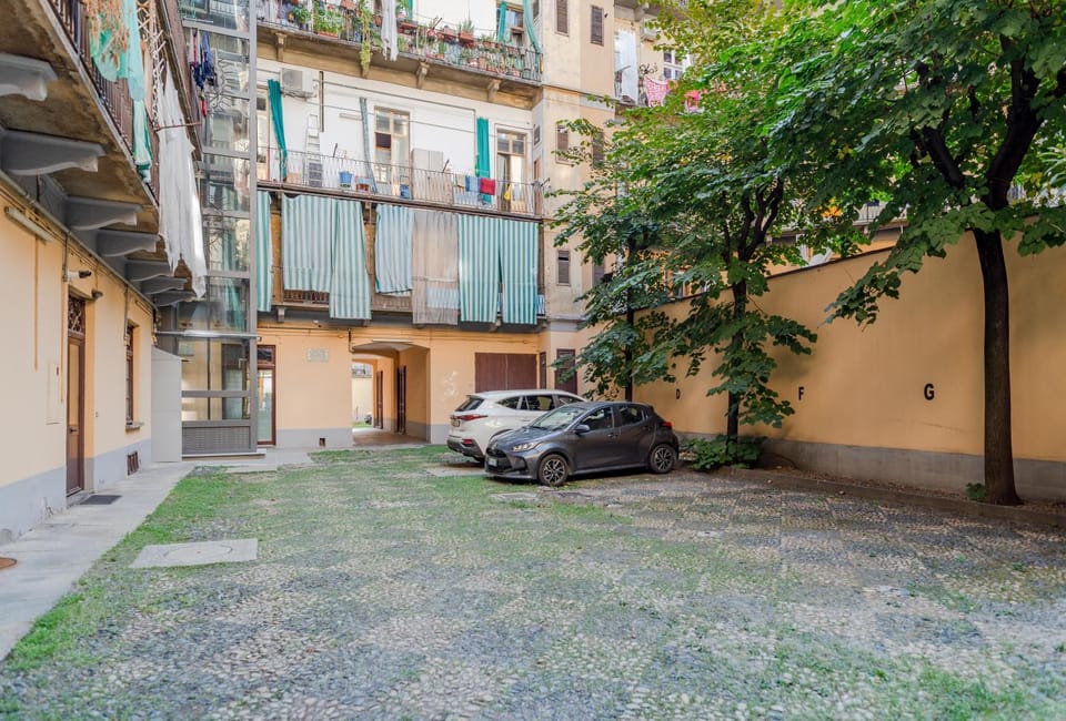 Day, Neighbourhood, Street view