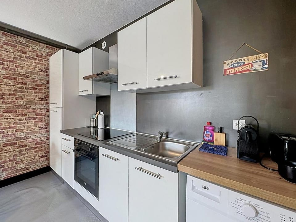 Cocon Bleuté - Proche de la gare - Climatisation Apartment in Nouvelle-Aquitaine