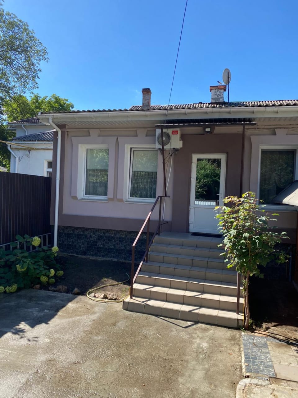 Посуточно подобово будинок Умань House in Ukraine