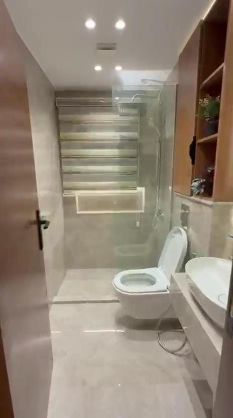 شقه ايجار الرحاب فرش جديد فندقي اول سكن قريبا من السوق القديم Apartment in New Cairo City