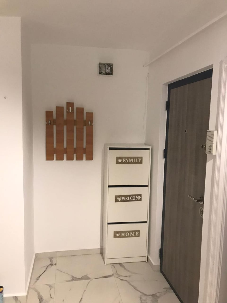Iris Apartment & Private Parking Apartment in Craiova