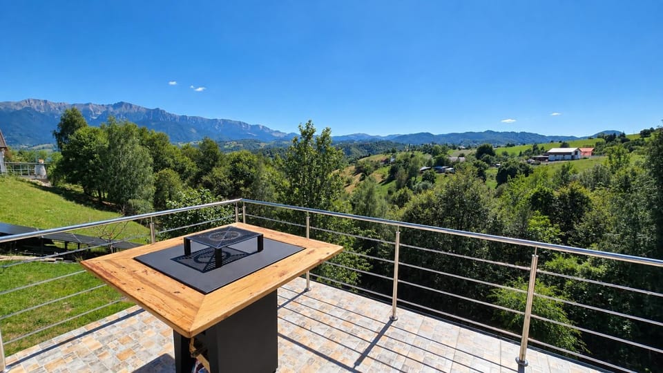 Day, Natural landscape, View (from property/room), Balcony/Terrace, Mountain view