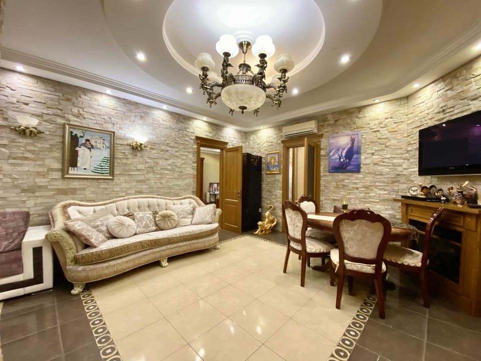 2 комнаты и кухня студия, квартира с паркингом в Аркадии Apartment in Odessa