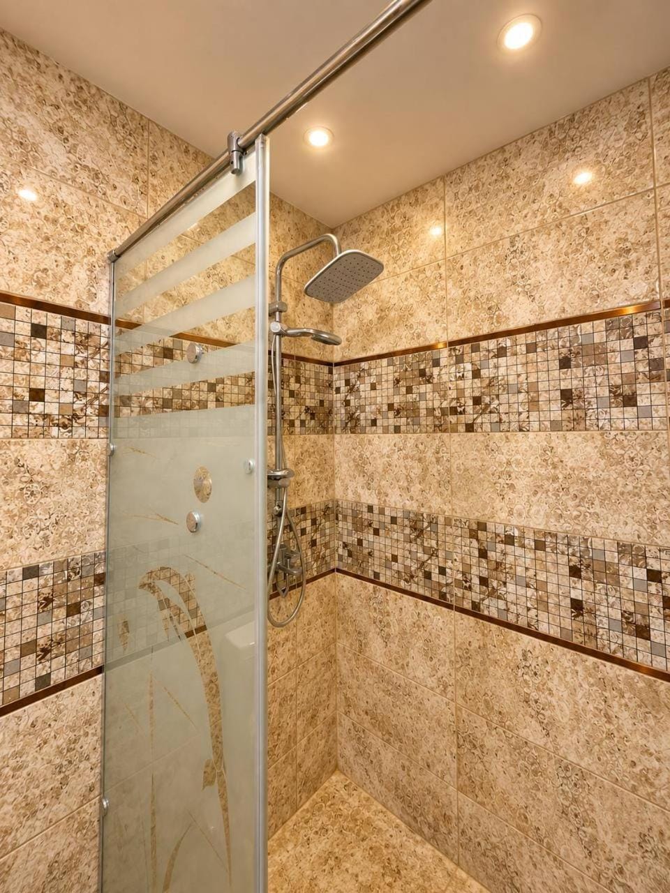 Mohandessin 3BR 3BA Apt Lebanon St Apartment in Egypt