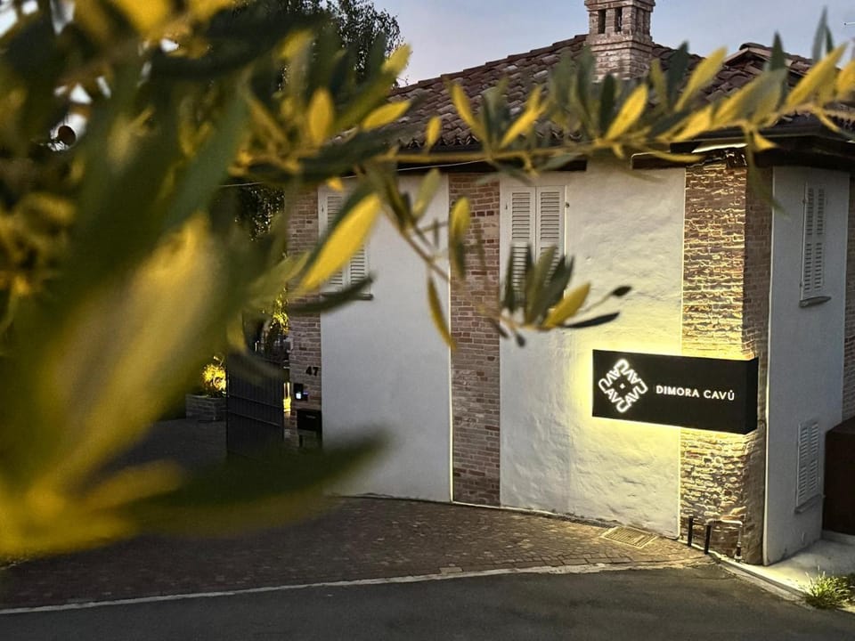 Property building, Property logo or sign, Street view