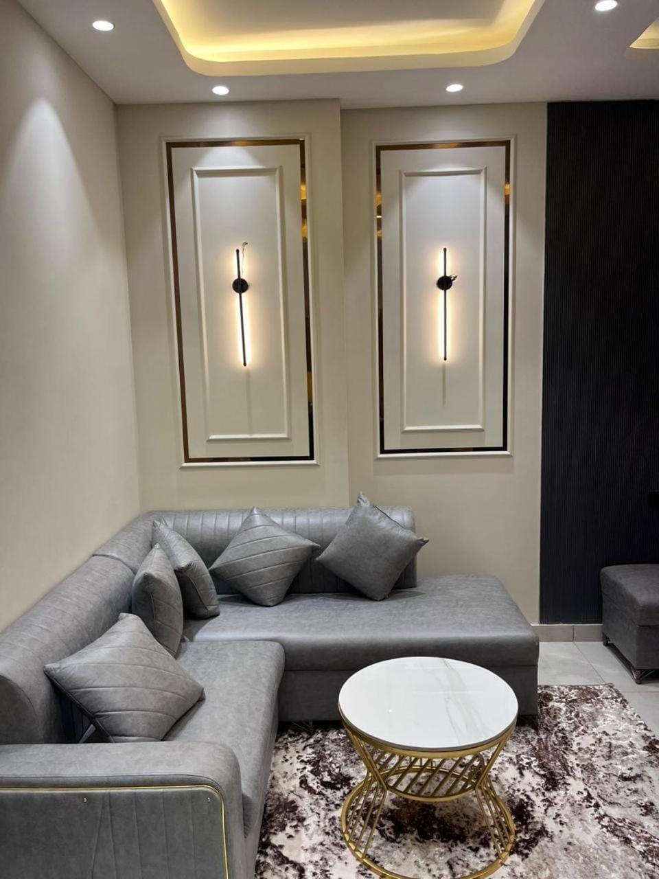 Comfy studio apartments Apartment in Noida