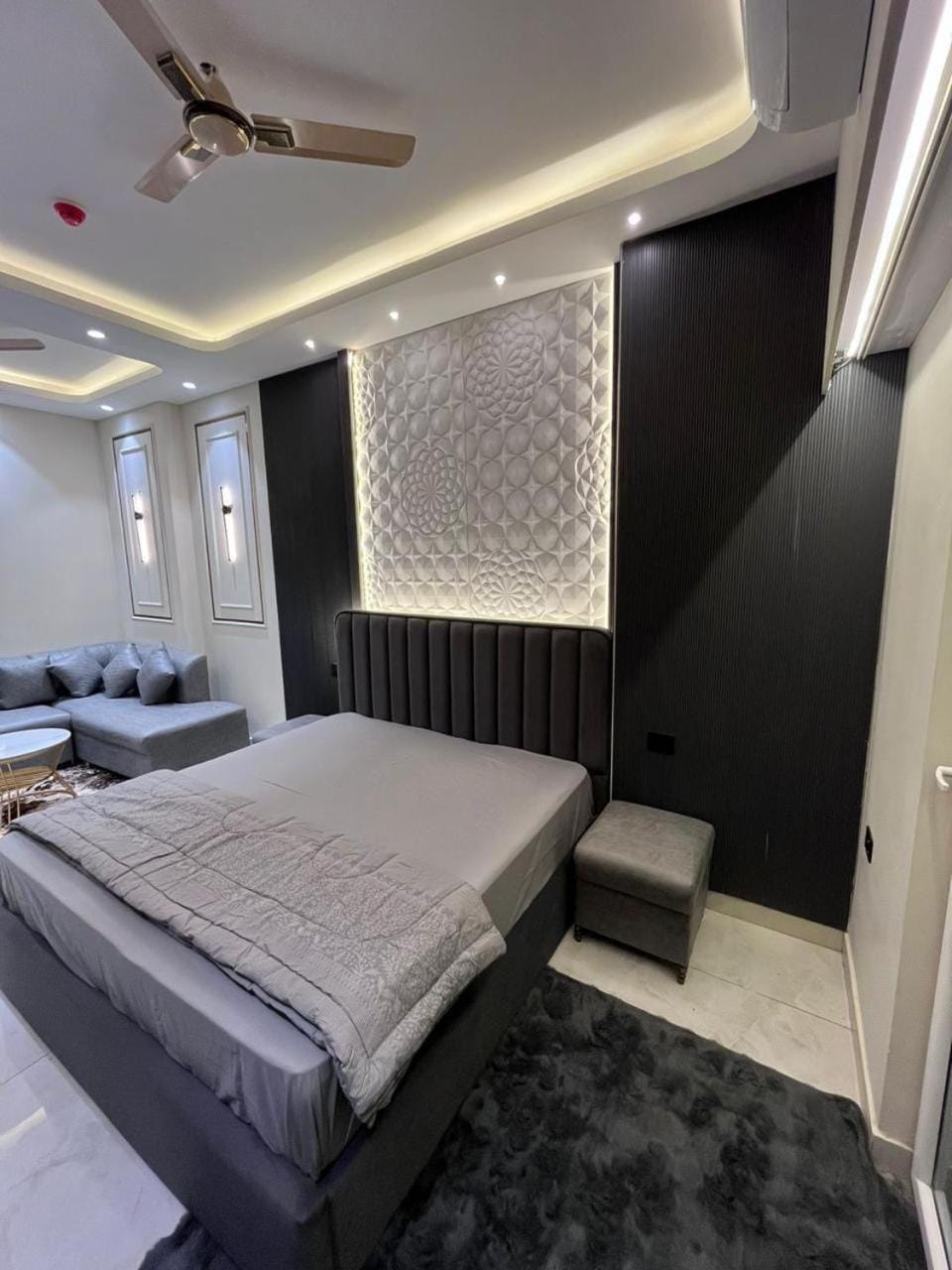 Comfy studio apartments Apartment in Noida