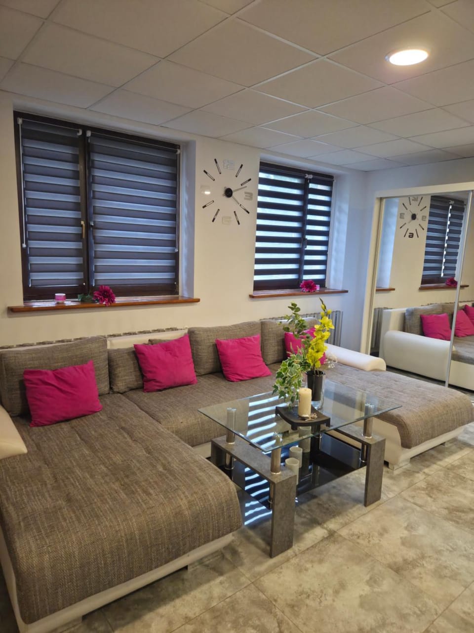 Niezależny apartament w domu jednorodzinnym Apartment in Poznan